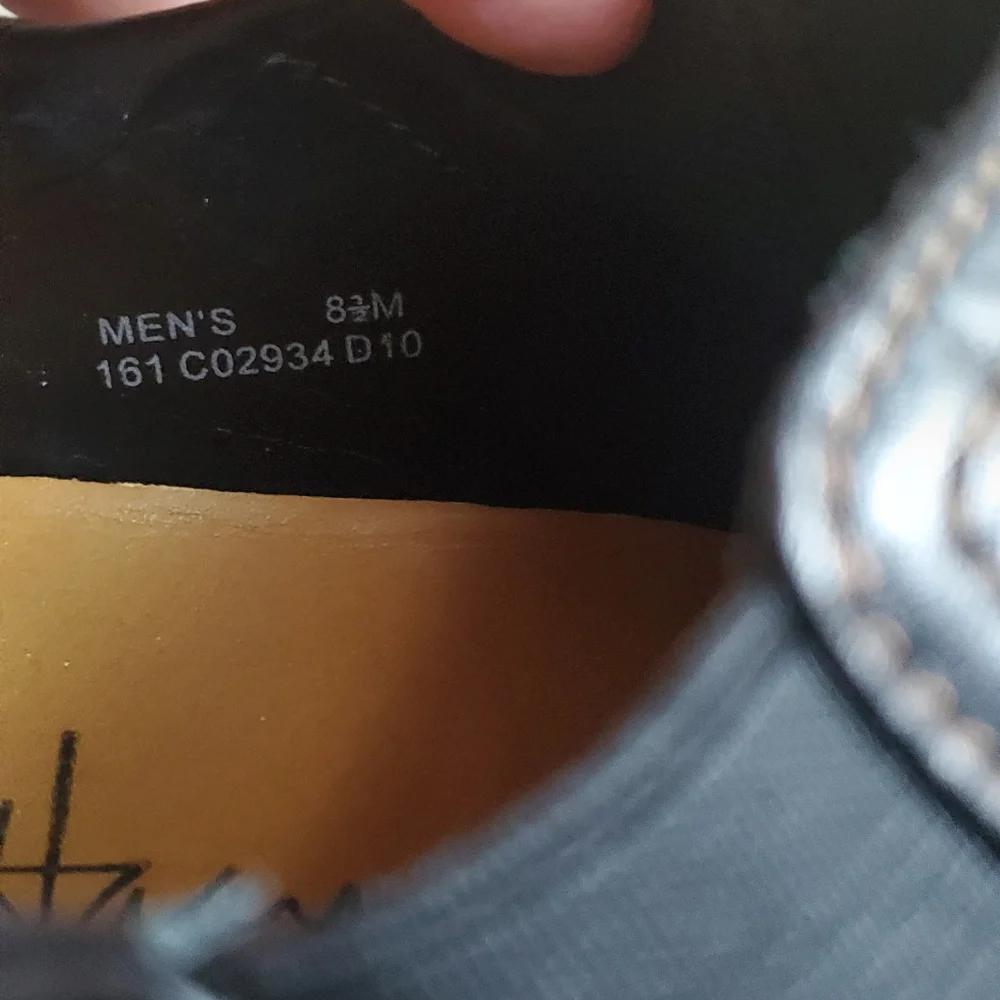 EUCCole Haan means 8.5 black‎ leather slip on shoes